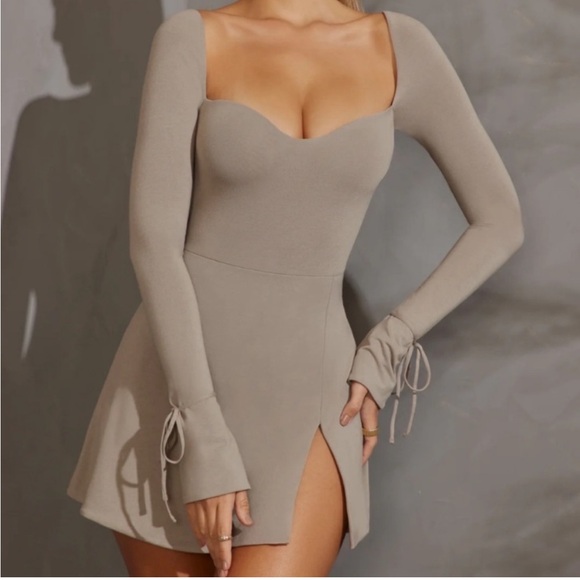 Oh Polly Dresses & Skirts - Oh Polly Long Sleeve gray Beige Dress (Amryn)